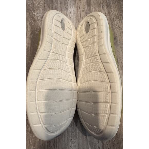 CROCS Yellow and White Women's Sneakers - Picture 4 of 6